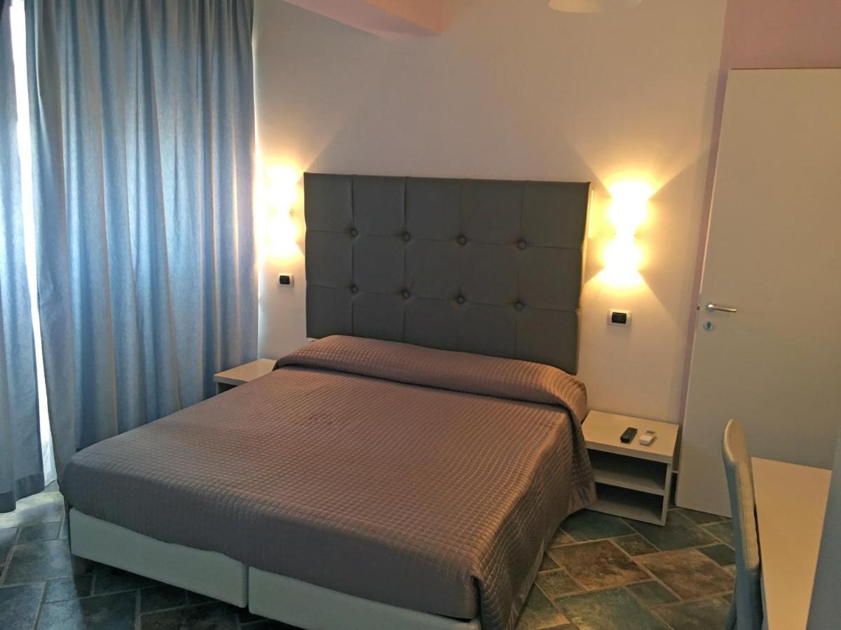 BB Oasis Bed & Breakfast Scilla Bagian luar foto