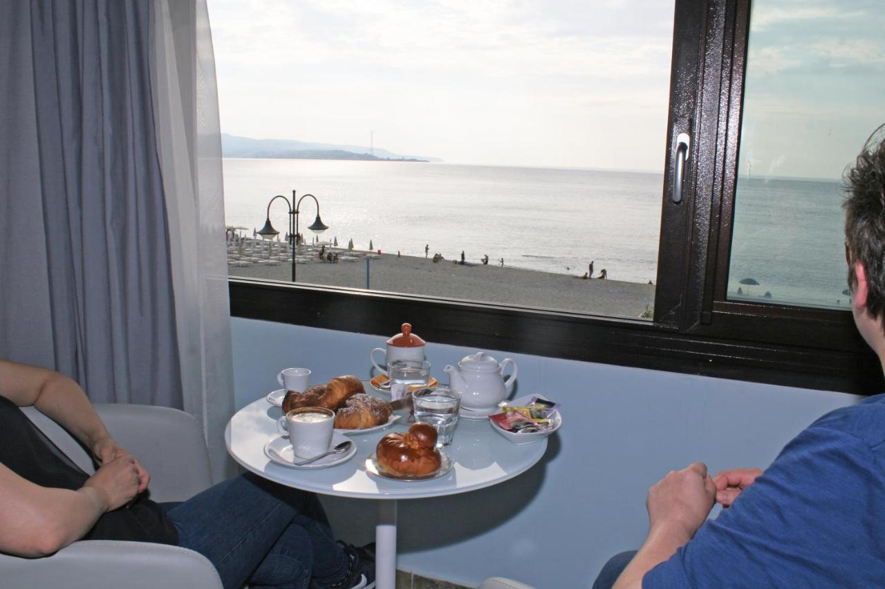 BB Oasis Bed & Breakfast Scilla Bagian luar foto