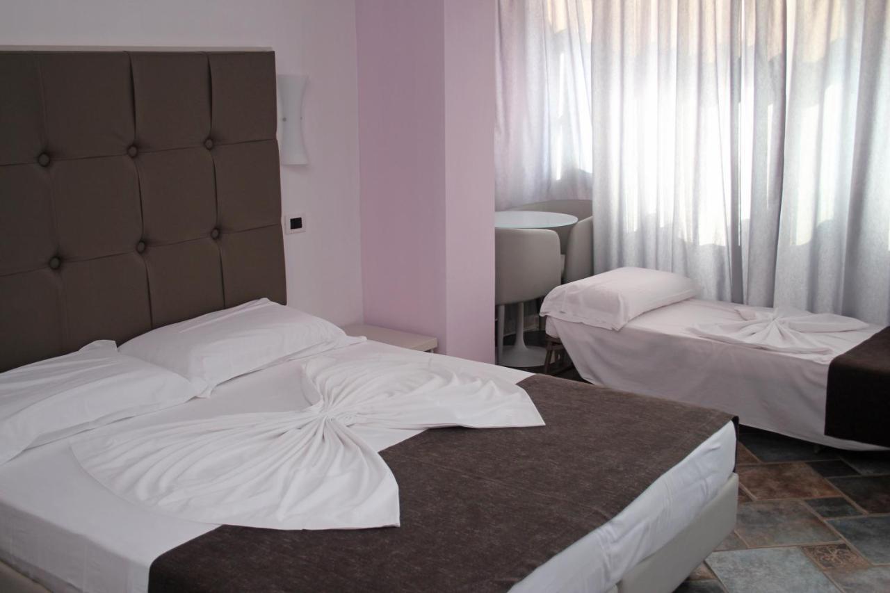BB Oasis Bed & Breakfast Scilla Bagian luar foto