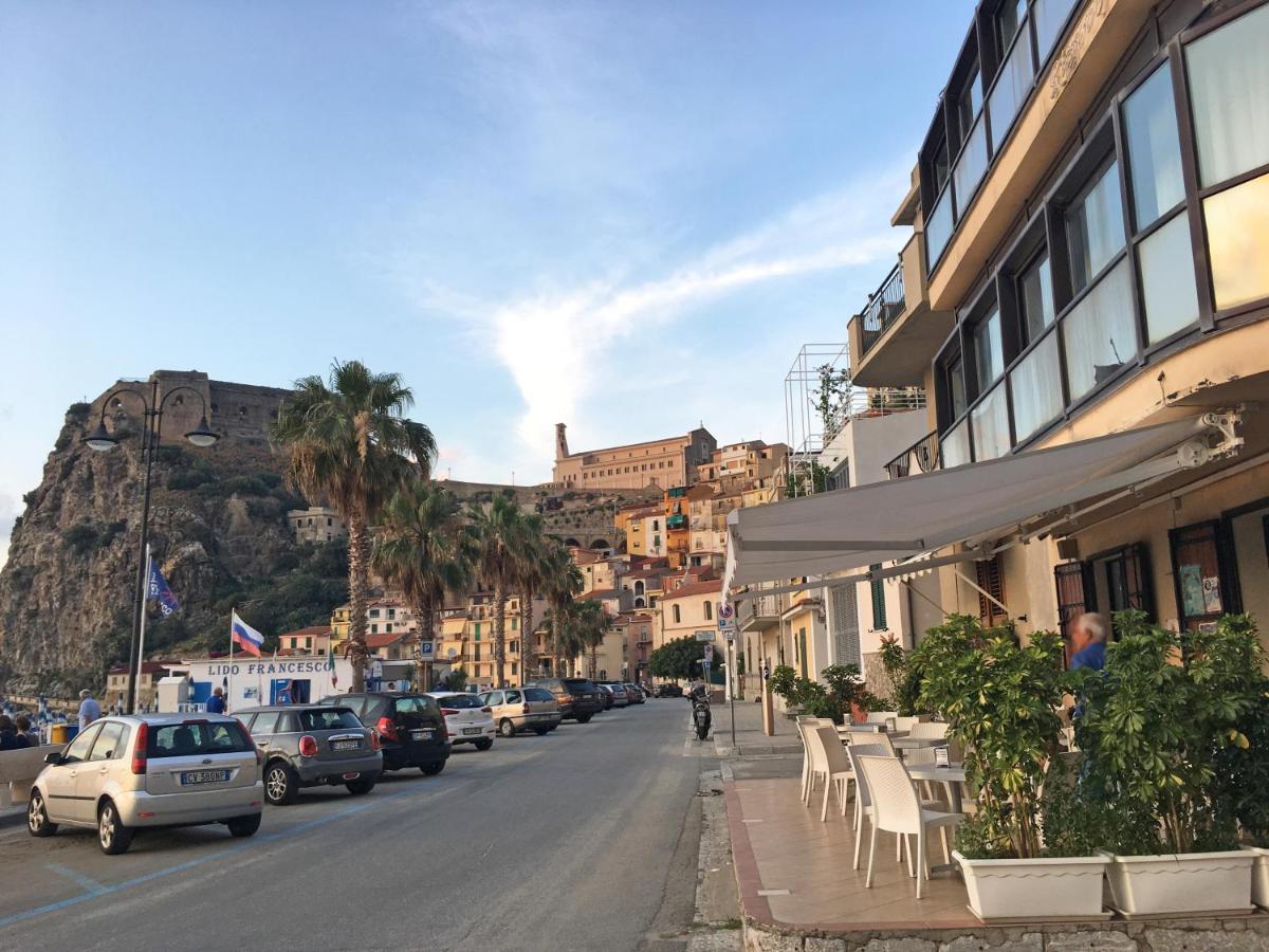 BB Oasis Bed & Breakfast Scilla Bagian luar foto